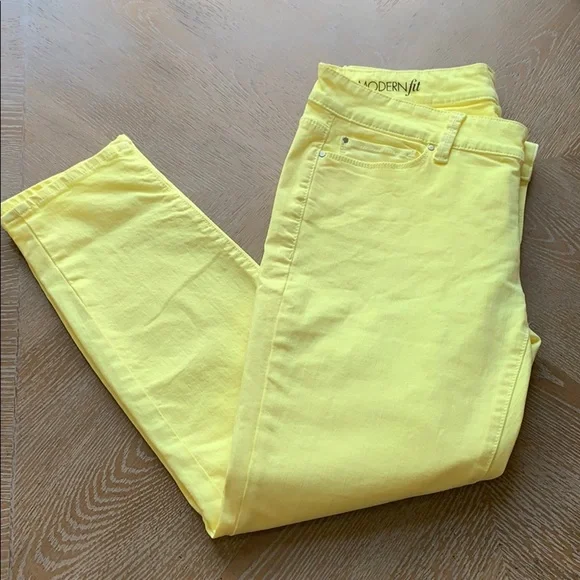 ANN TAYLOR Yellow Capri Modern Fit 6 - Picture 2 of 9